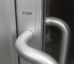 Push Sign on Door